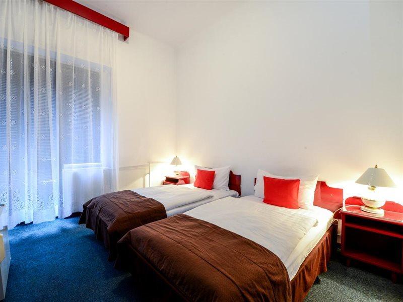 Hostel Nord Timisoara Ngoại thất bức ảnh